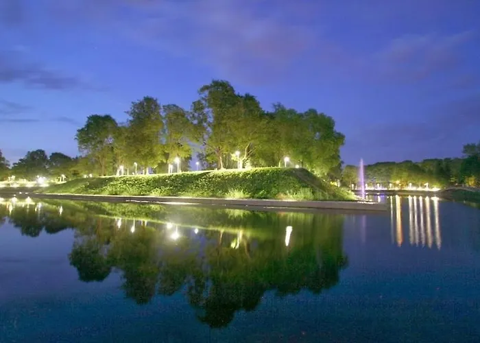 بيت شباب Sadama Kvartal بارنو