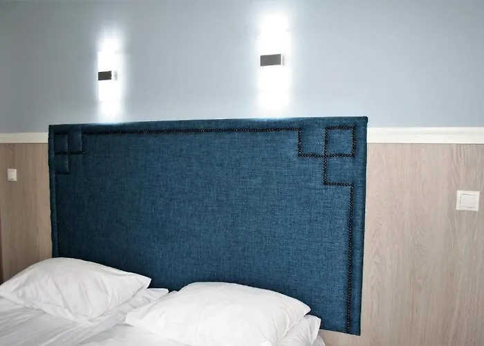 بيت شباب Sadama Kvartal